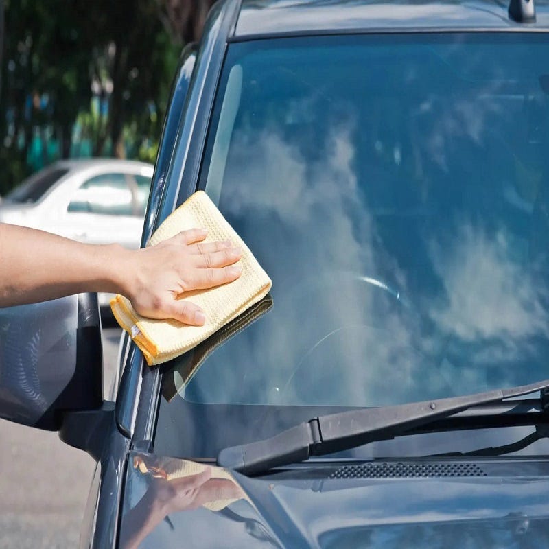 Choose The Best Provider Of Auto Glass Fresno Repairing Services by