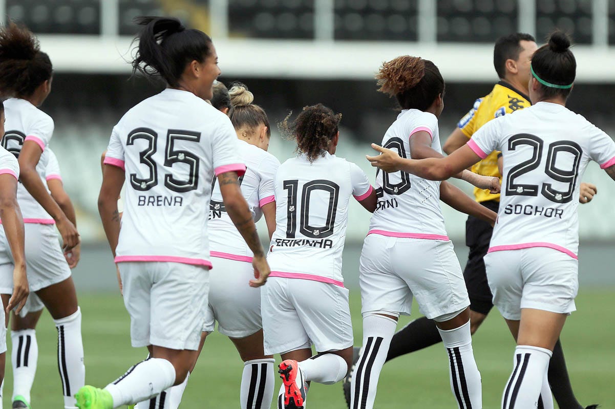 Holanda troca leão por leoa na camisa da seleção feminina de