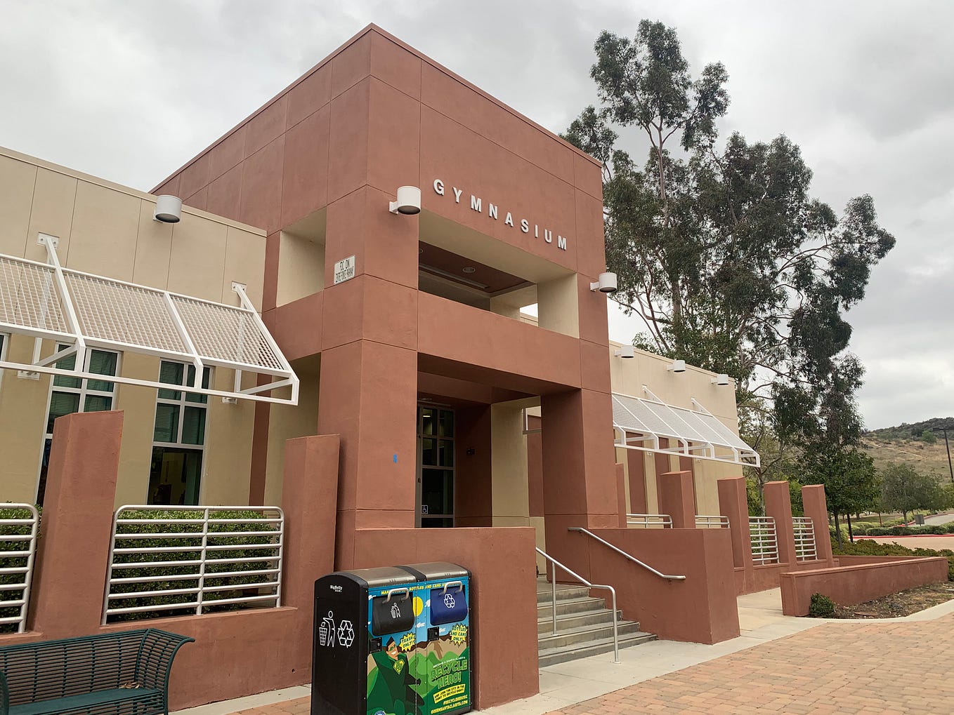 The Cube The new ice rink that has a bright future here in Santa