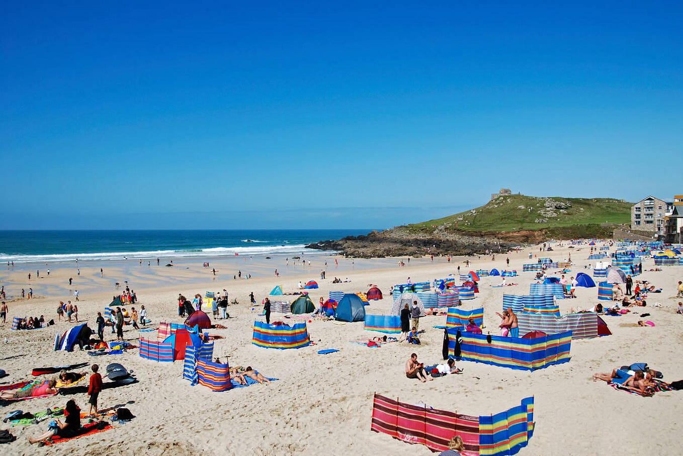 Experience the Charm of Porthgwidden Beach Huts: St Ives’ Hidden Gem