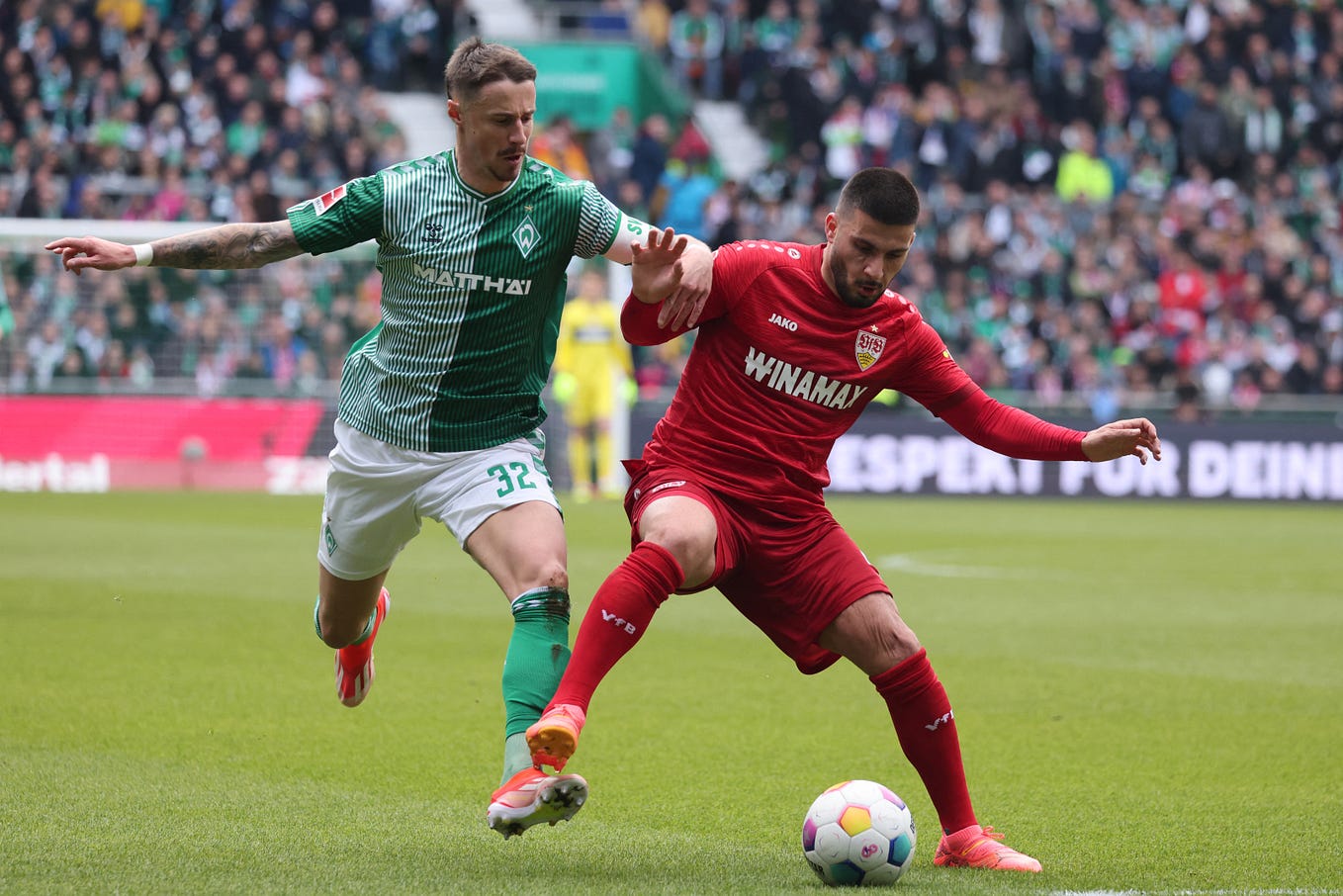 Combining values in Excel using the CONCATENATE() text function A