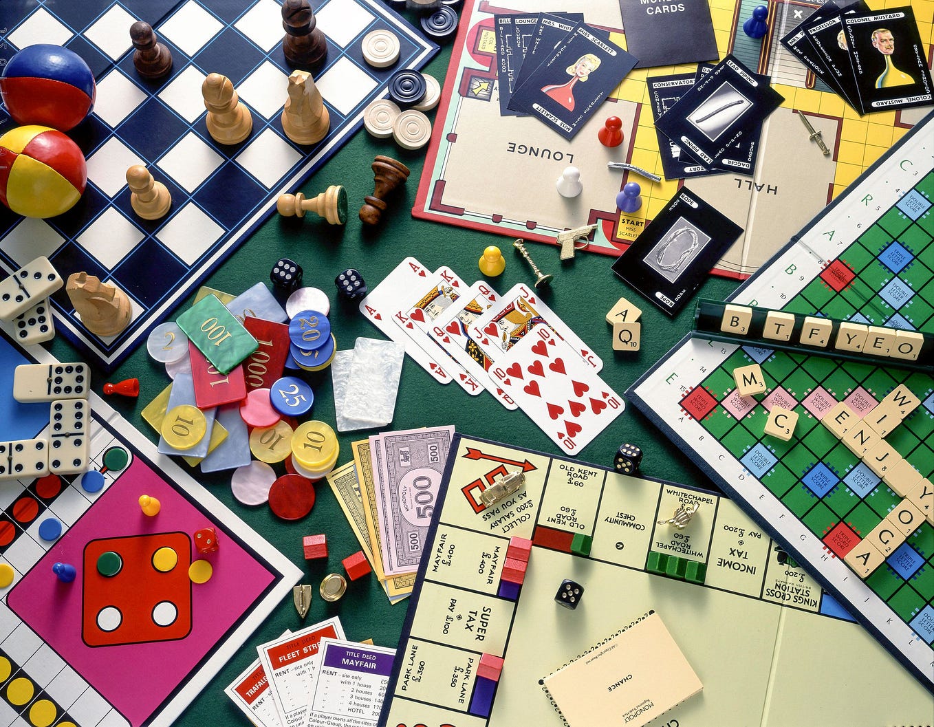 Os menores jogos clássicos do mundo – Scrabble – UNO – Baralho em miniatura  – Conjunto de 3 jogos em miniatura