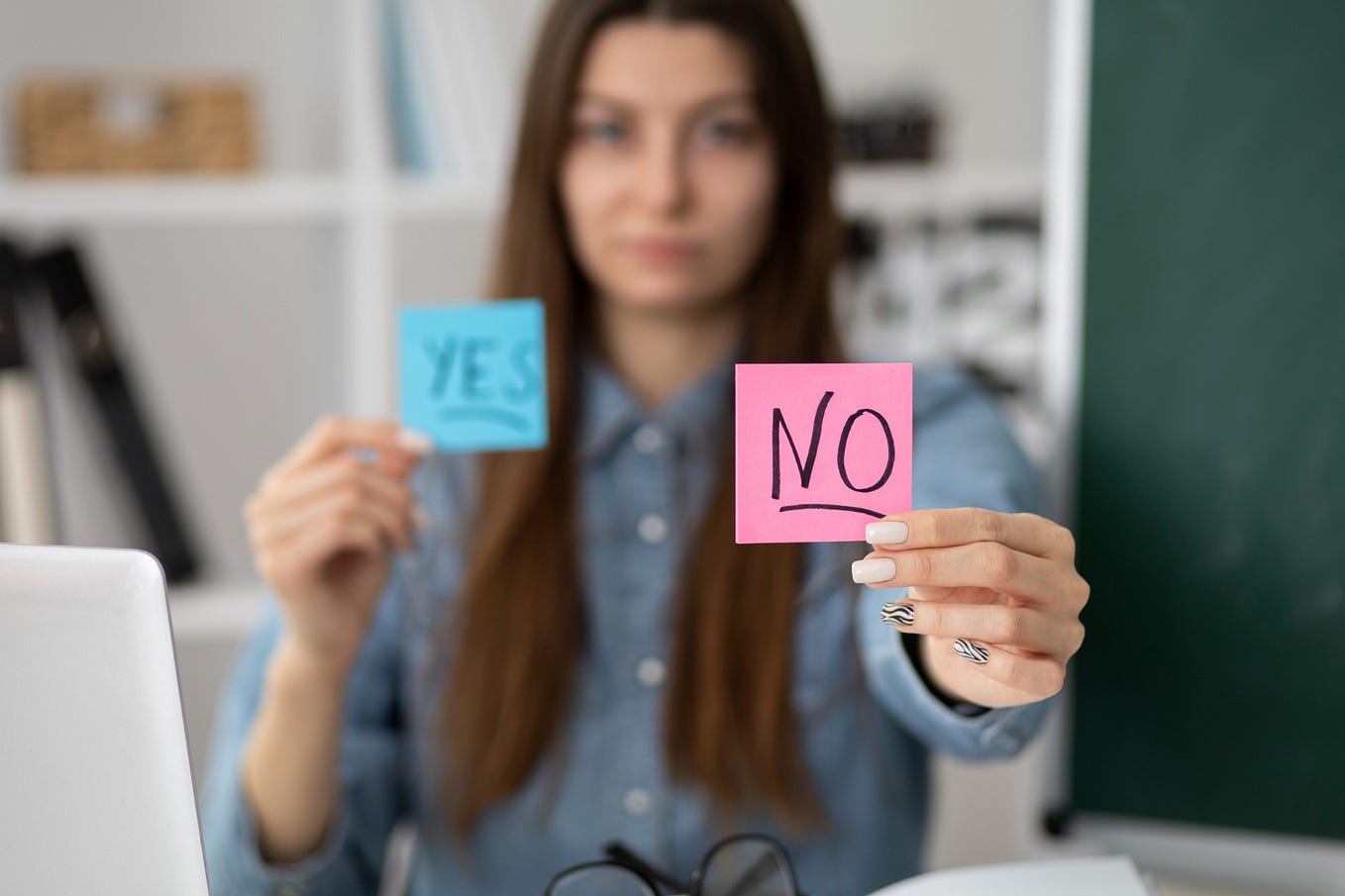 How to Excel as an OnlyFans Manager: A Comprehensive Guide | by