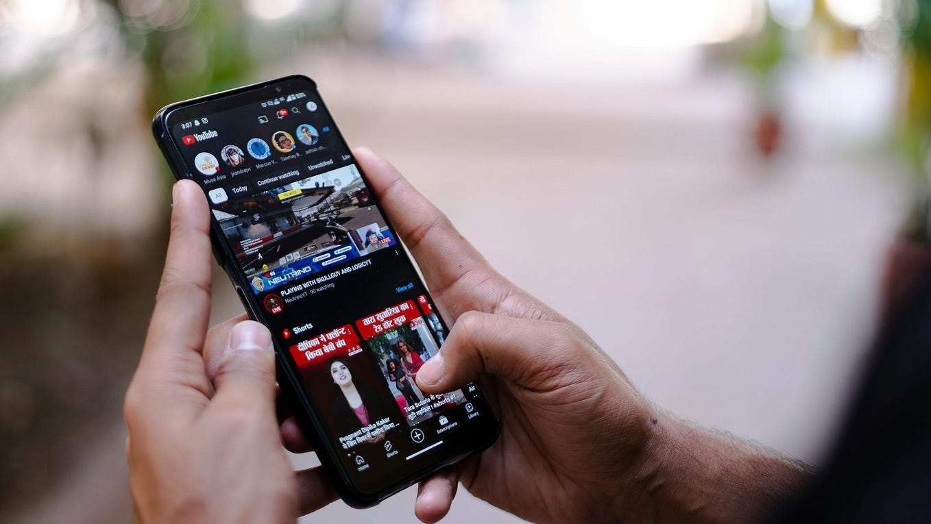 What is the difference in the art between France and the USA ? by