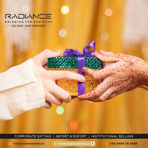 how-does-corporate-gifting-work-a-gift-can-build-up-the-most-powerful