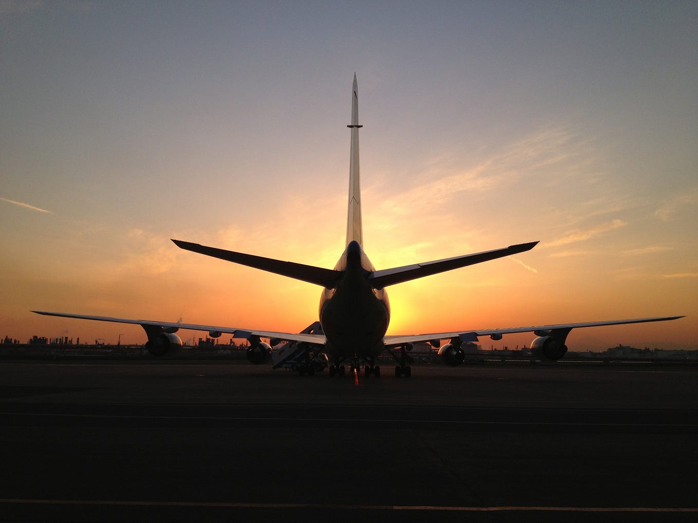 Why the Evacuation of 379 Passengers from the Burning JAL516 Wasn’t a Miracle