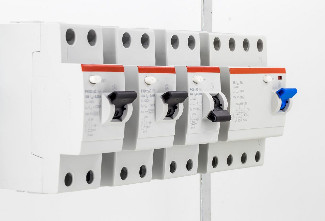 Implementing Circuit Breaker with Resilience4j in Spring Boot | by ...