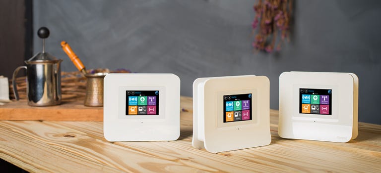 Routeur WiFi Securifi Almond - Écran Tactile - Premier Du Genre - Occasion Excellent état
