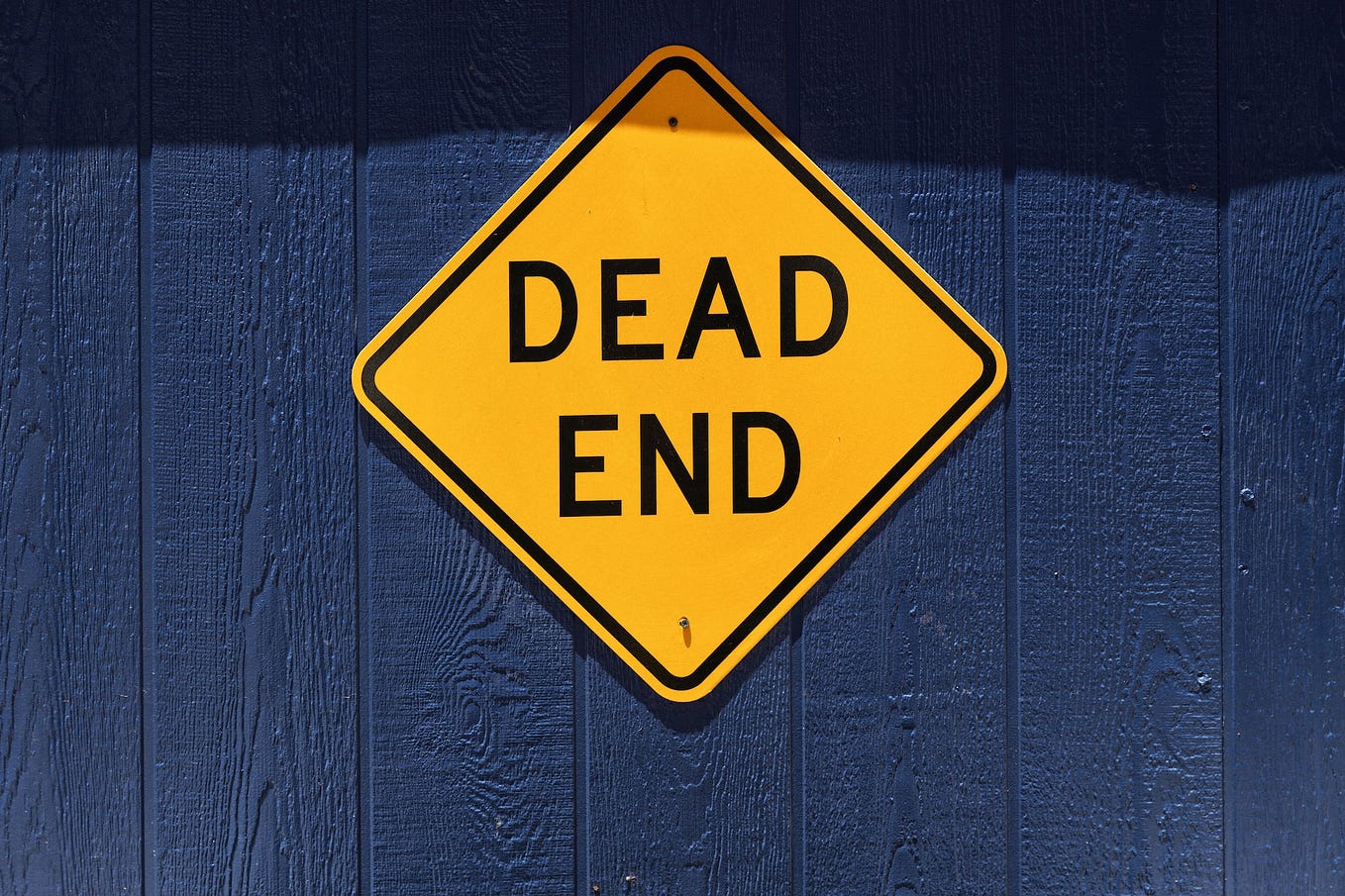 The Dreamless Sleep of Algorithmic Conformity: How Machine Intelligence Shapes Cultural Monotony