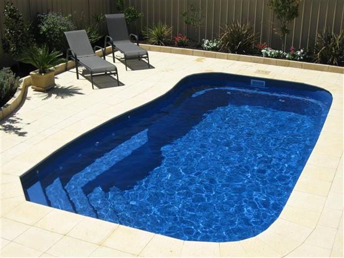 Install User Friendly Fibreglass Pools by Availing The Services of Cheap Pool Dealers Brisbane