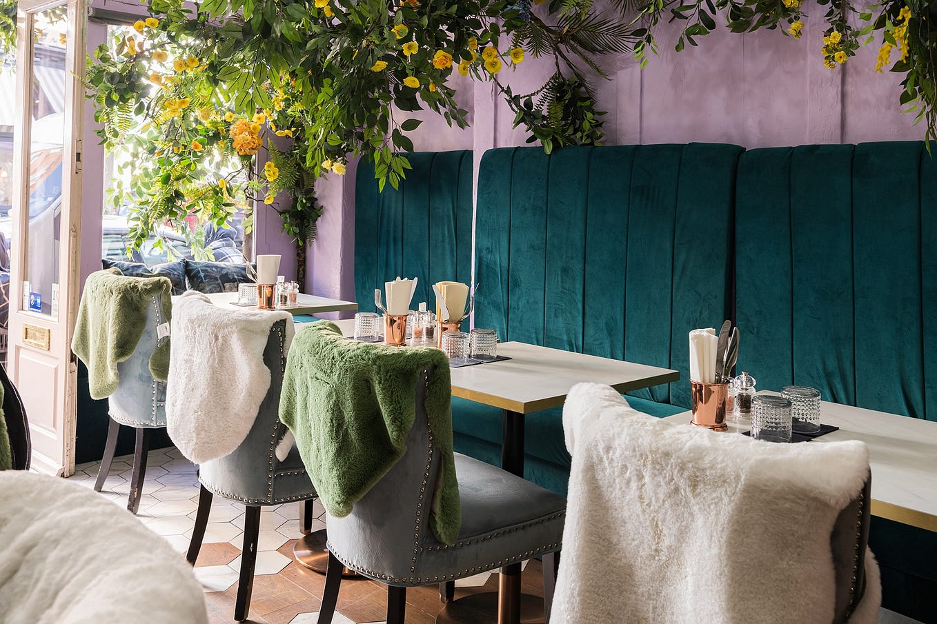 The Rise of Brunch — Why is Brunch So Popular? by Violas Medium