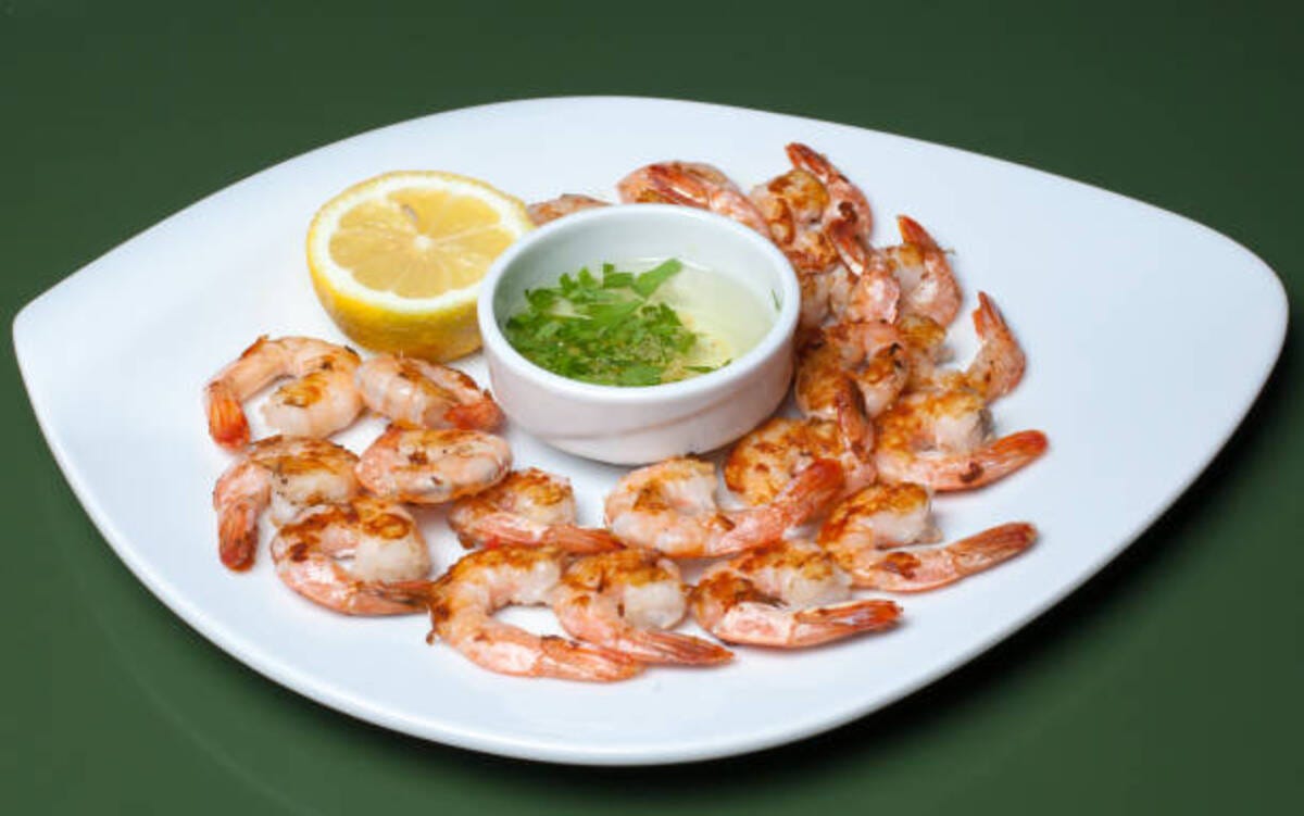 What Makes Garlic Butter Shrimp a Delicious Seafood Delight? by