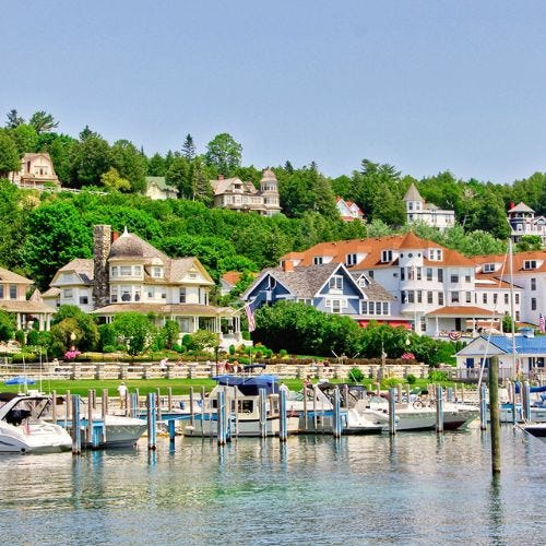 Navigating the Great Lakes State: Map of Michigan - Exploring the North 