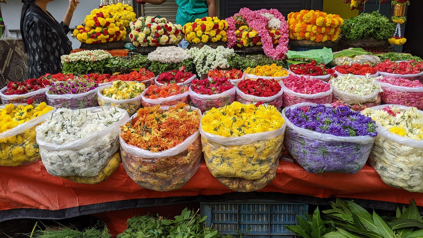 It is a big leaf! The path is about 34 feet wide. Anu Anniah Medium