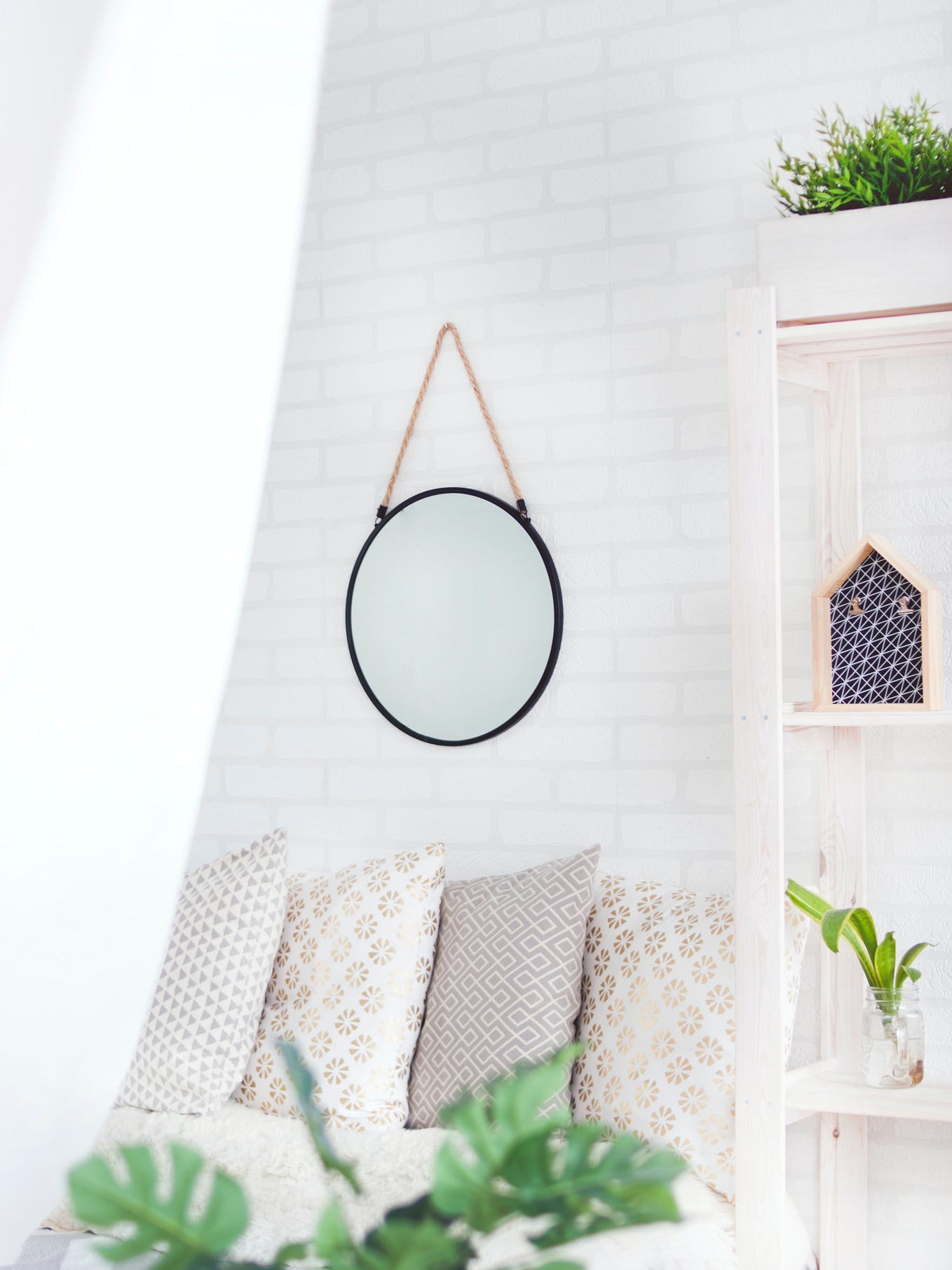 10 Must-Have DIY Home Decor Projects for Small Spaces | by