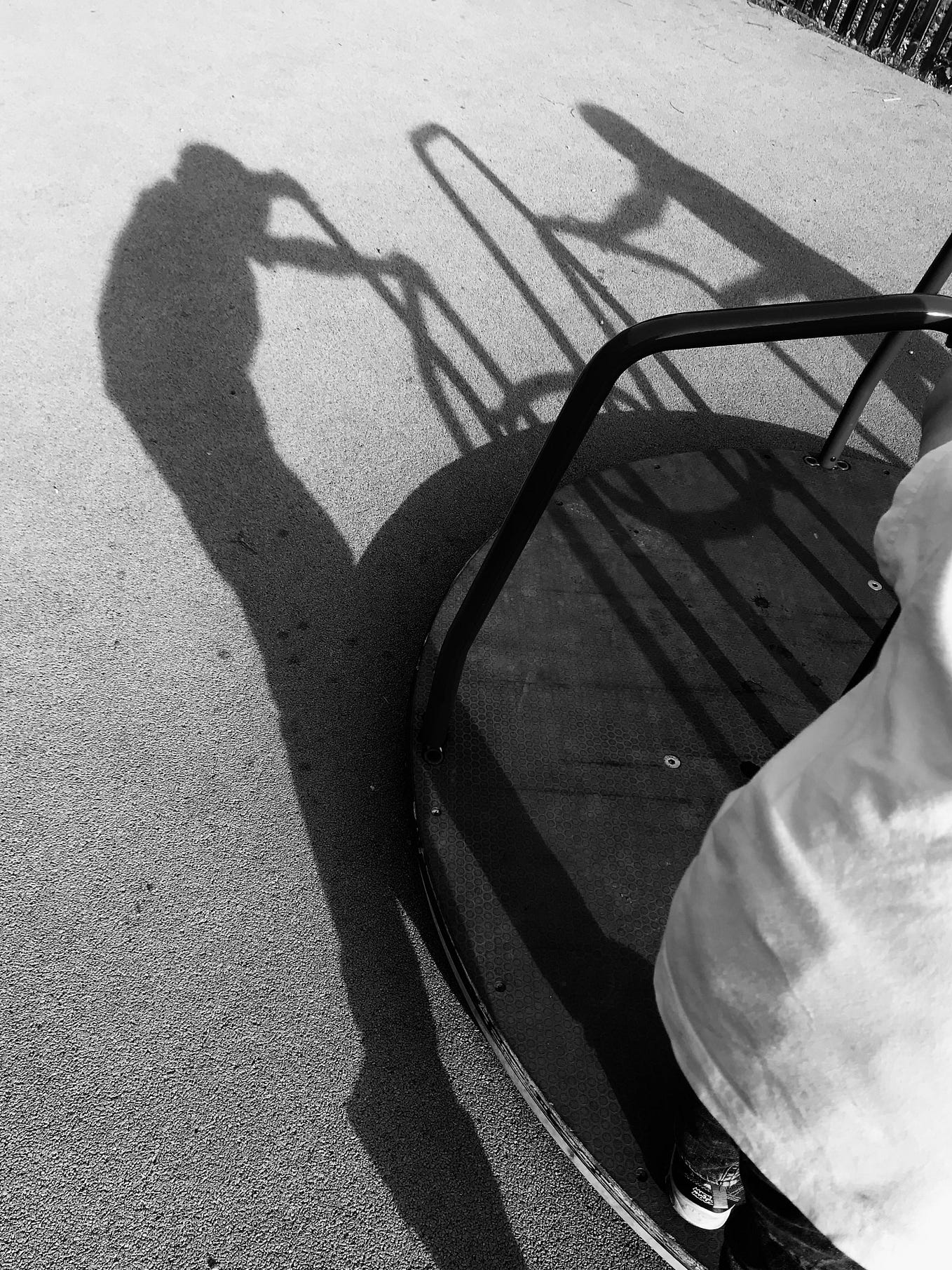 Great Photo It Took Me A While To Figure Out They Were Toes And Then I great-photo-it-took-me-a-while-to-figure-out-they-were-toes-and-then-i