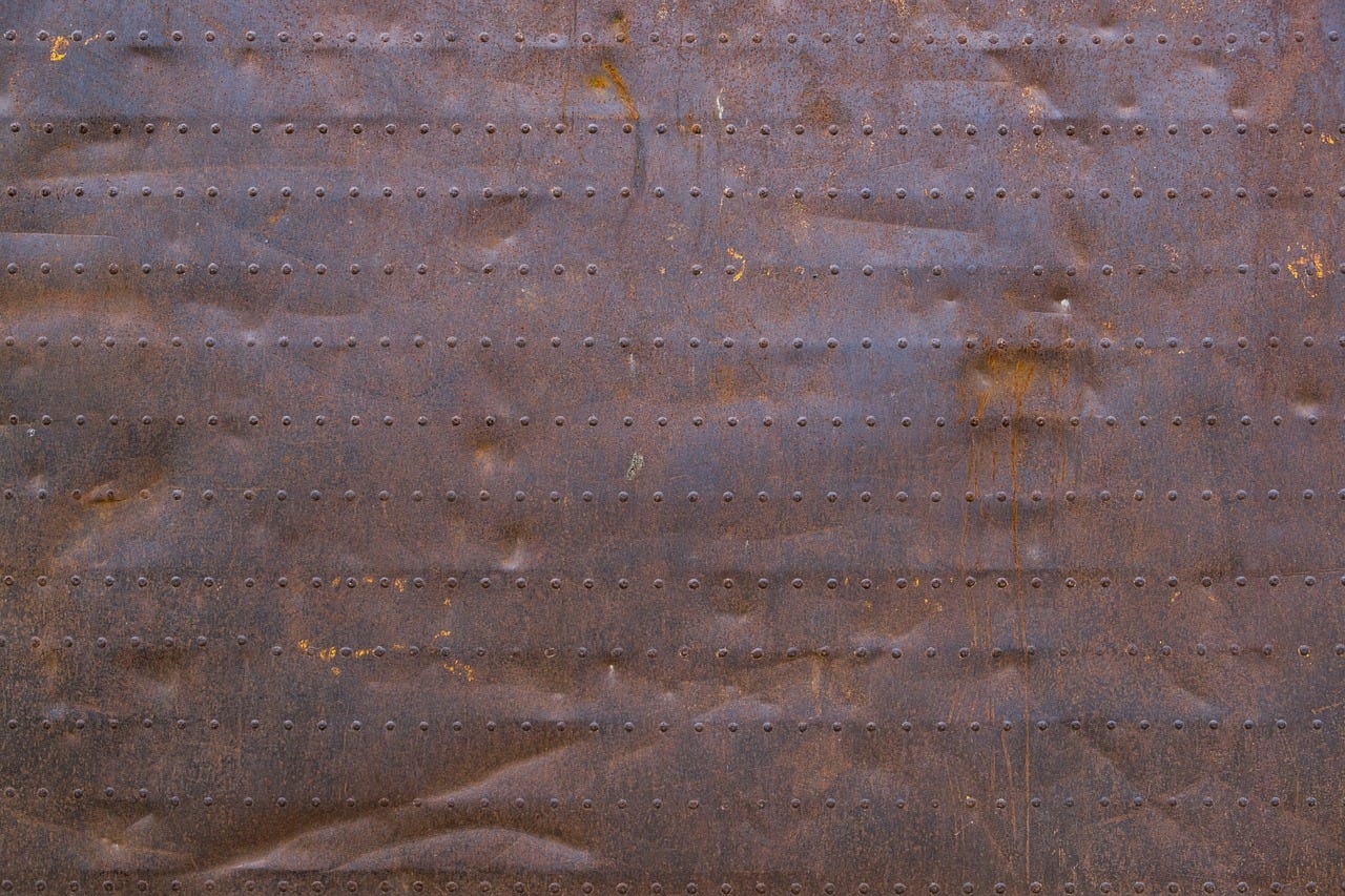 How thick is a submarine’s hull? What material is it made out of? by