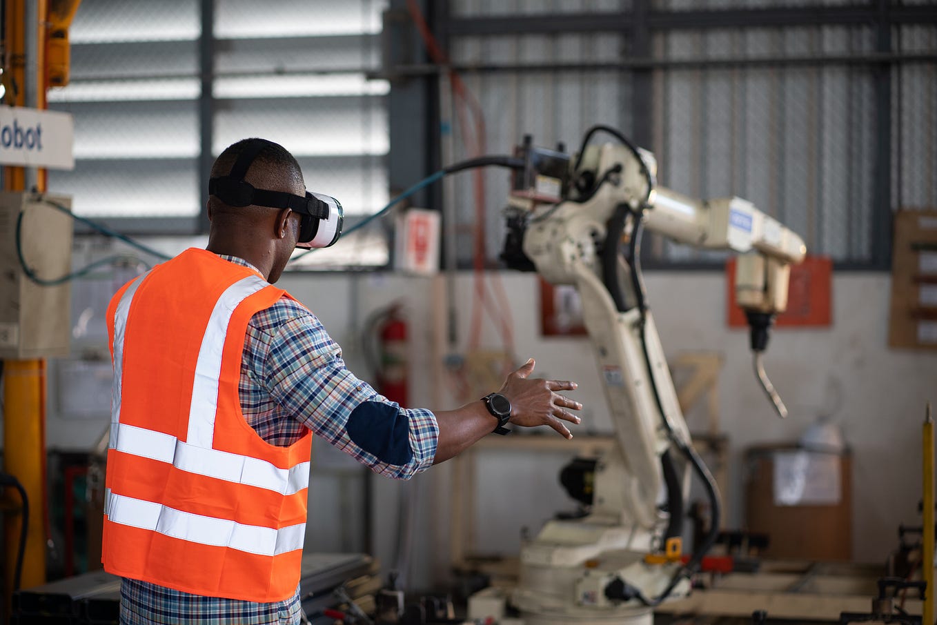 The future of manufacturing - New operating models | Labs Notebook