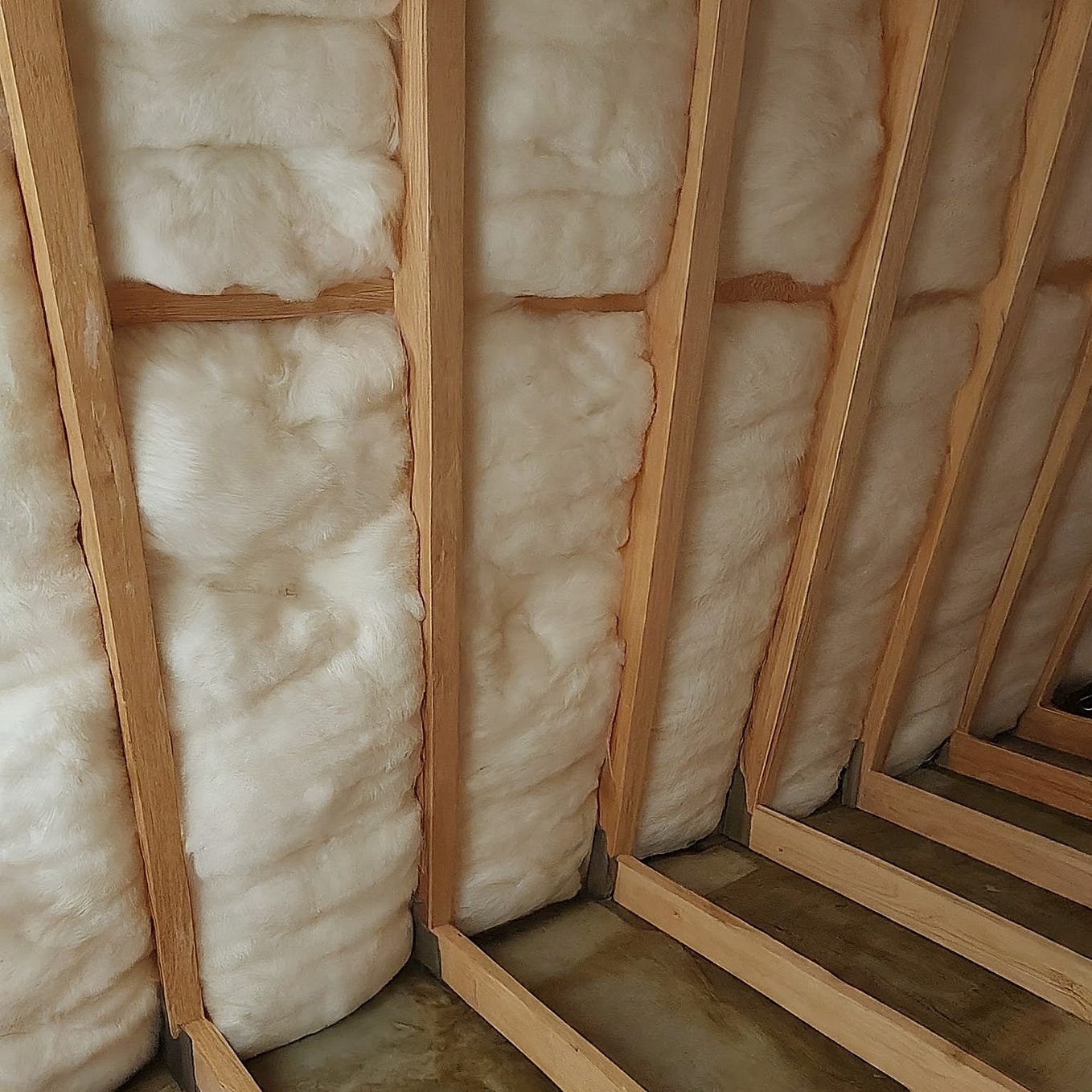 How To Choose The Right Underfloor Insulation Material For Melbourne