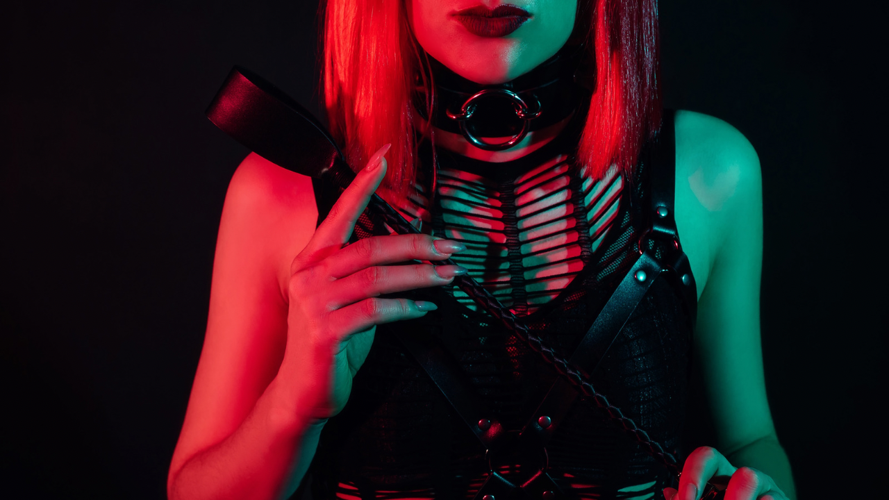 The Contractor Fulfils My Needs. THE COMPLETE STORY | by Mia Hill | Mia’s Naughty Step | Jul