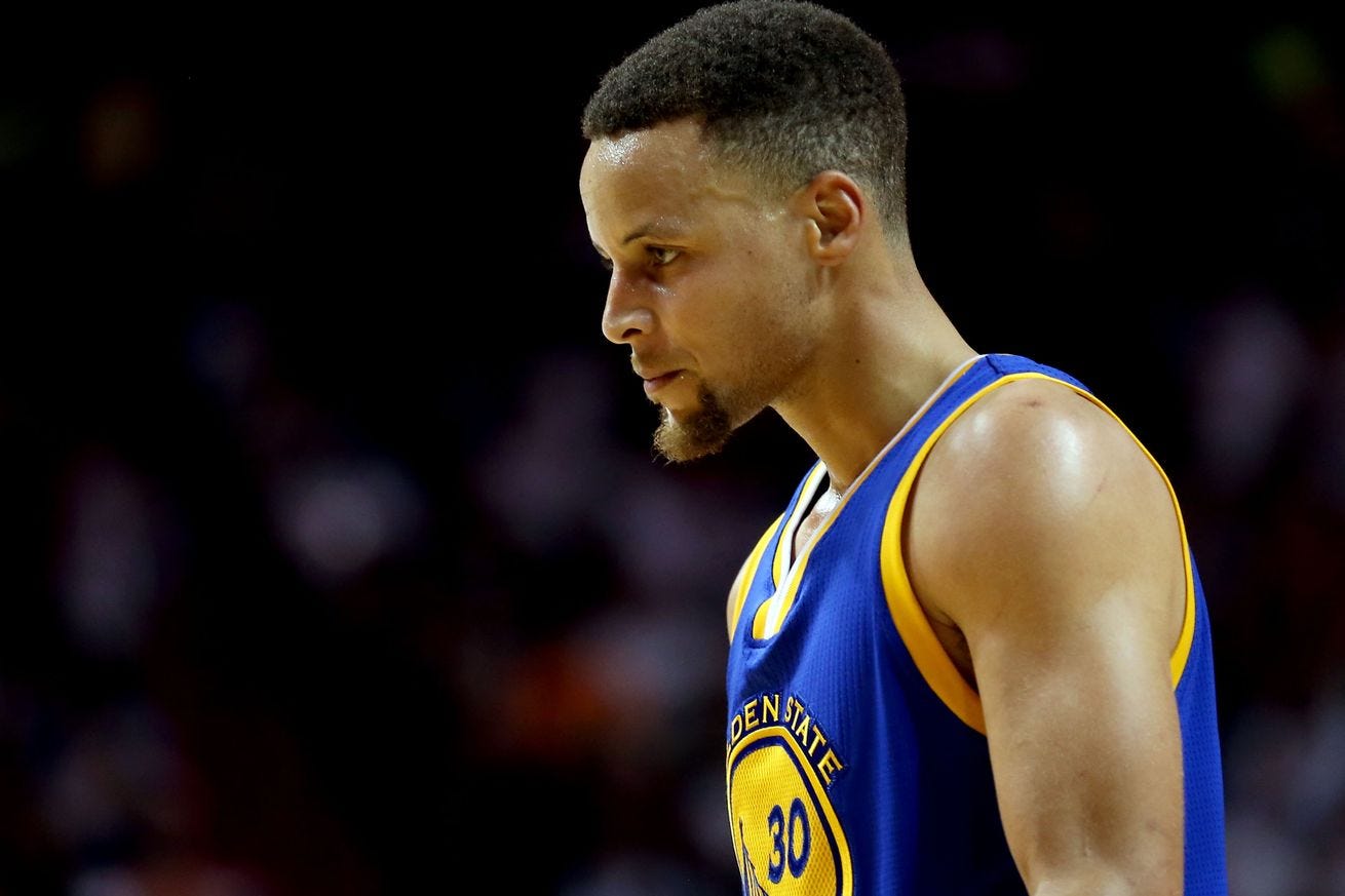 Stephen Curry should look to other sports' stars for growth