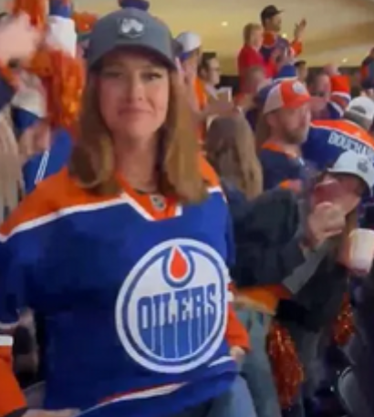 “Oilers Fan Flashes Crowd” Of The video that went viral. by Mackvel