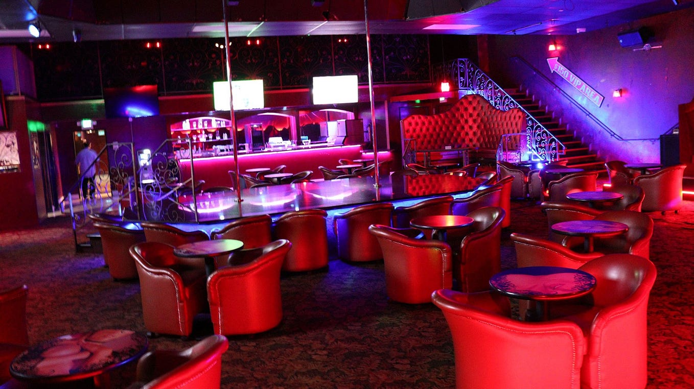 Best Strip Club in Los Angeles CA Platinum Showgirls LA Medium