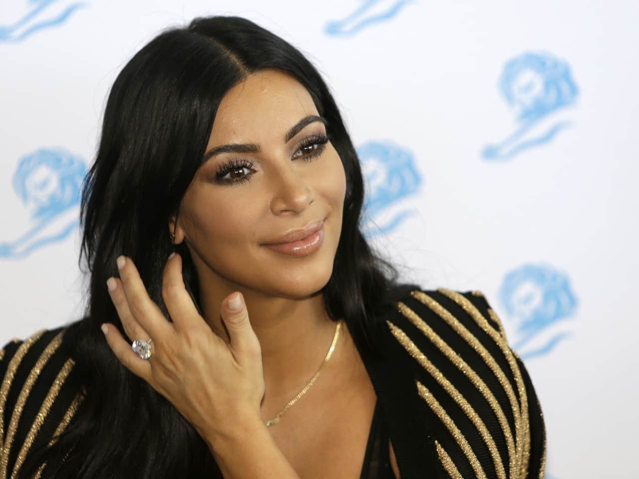 Kim kardashian sale nails