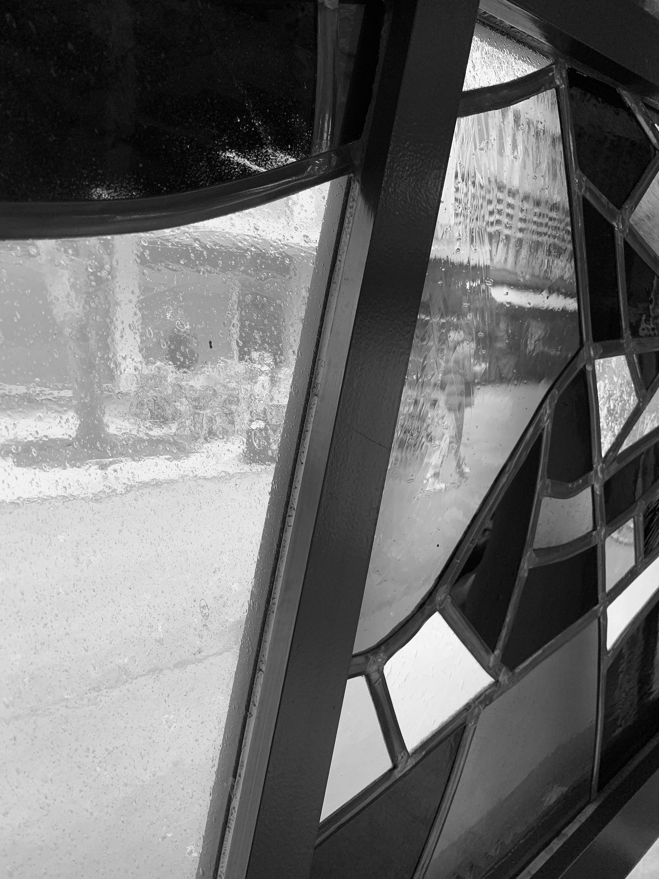 Week 15 2024 in Black & White. A daily photographic journal by