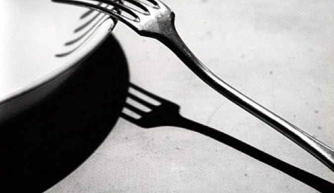 El tenedor: historia de una reciente tecnología culinaria