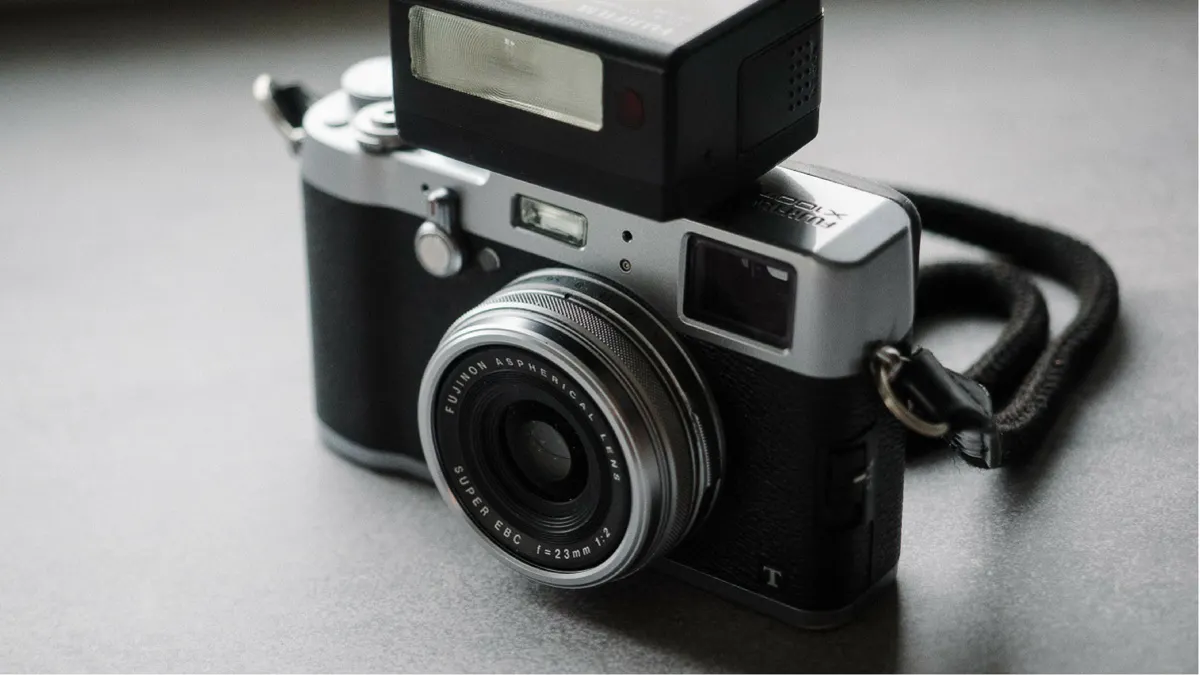 A Street Photography Guide to Fujifilm EF-X20 | by Chris J Wilson