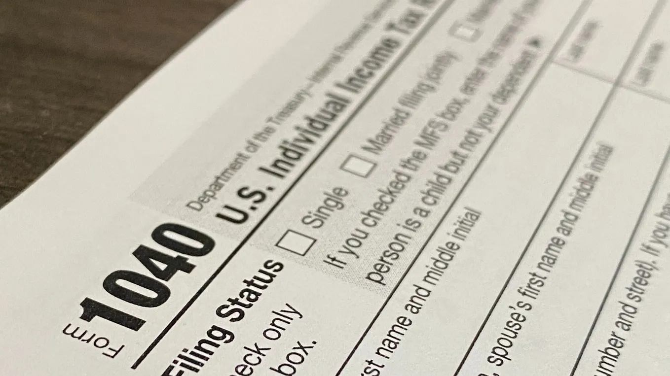 US Tax Law and Cryptocurrency Part 3: Cost Basis Accounting (FIFO, LIFO,  HIFO, and Specific Identification) | by Phul | Phil.mk | Medium