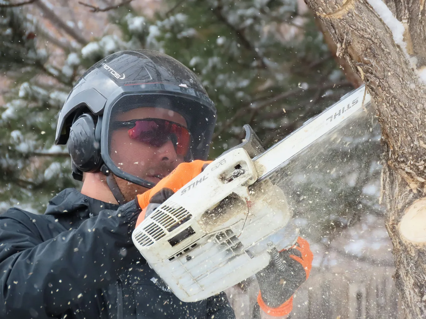 What Size File Do I Need for My Husqvarna Chainsaw: A Complete Guide