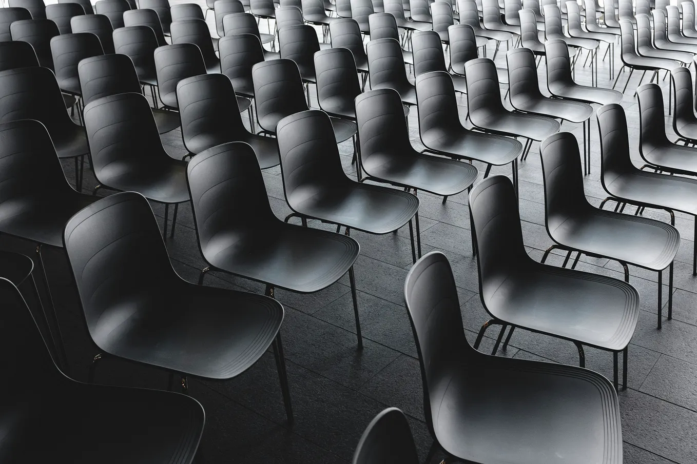 Towards more sustainable conferences in science