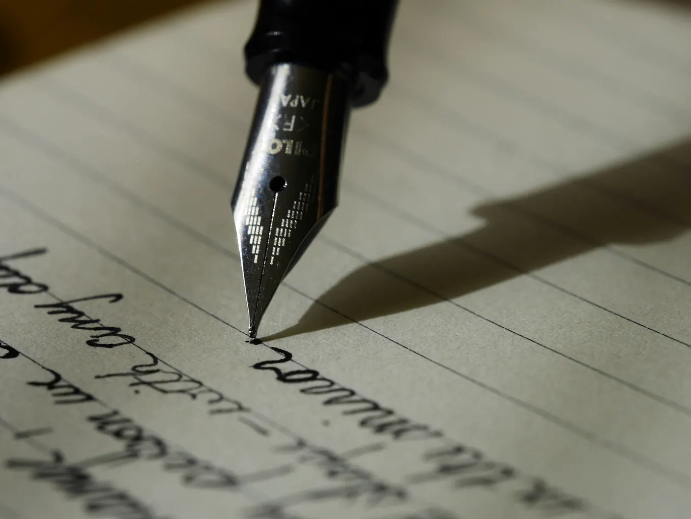 10 Websites That Actually Pay Writers (I Checked Them All)