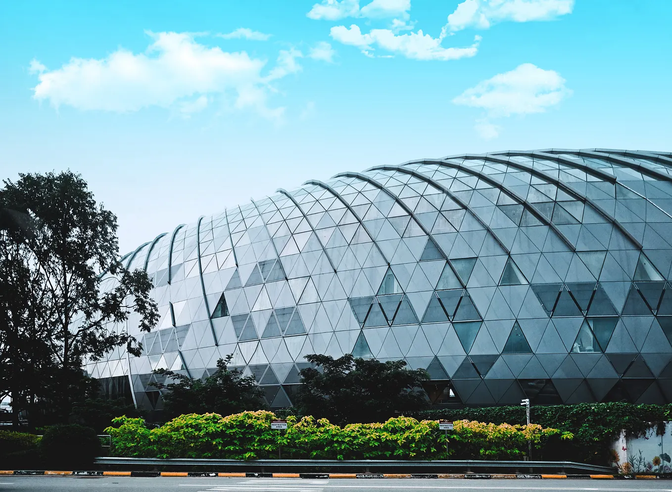 How to Become a Strong Software Architect