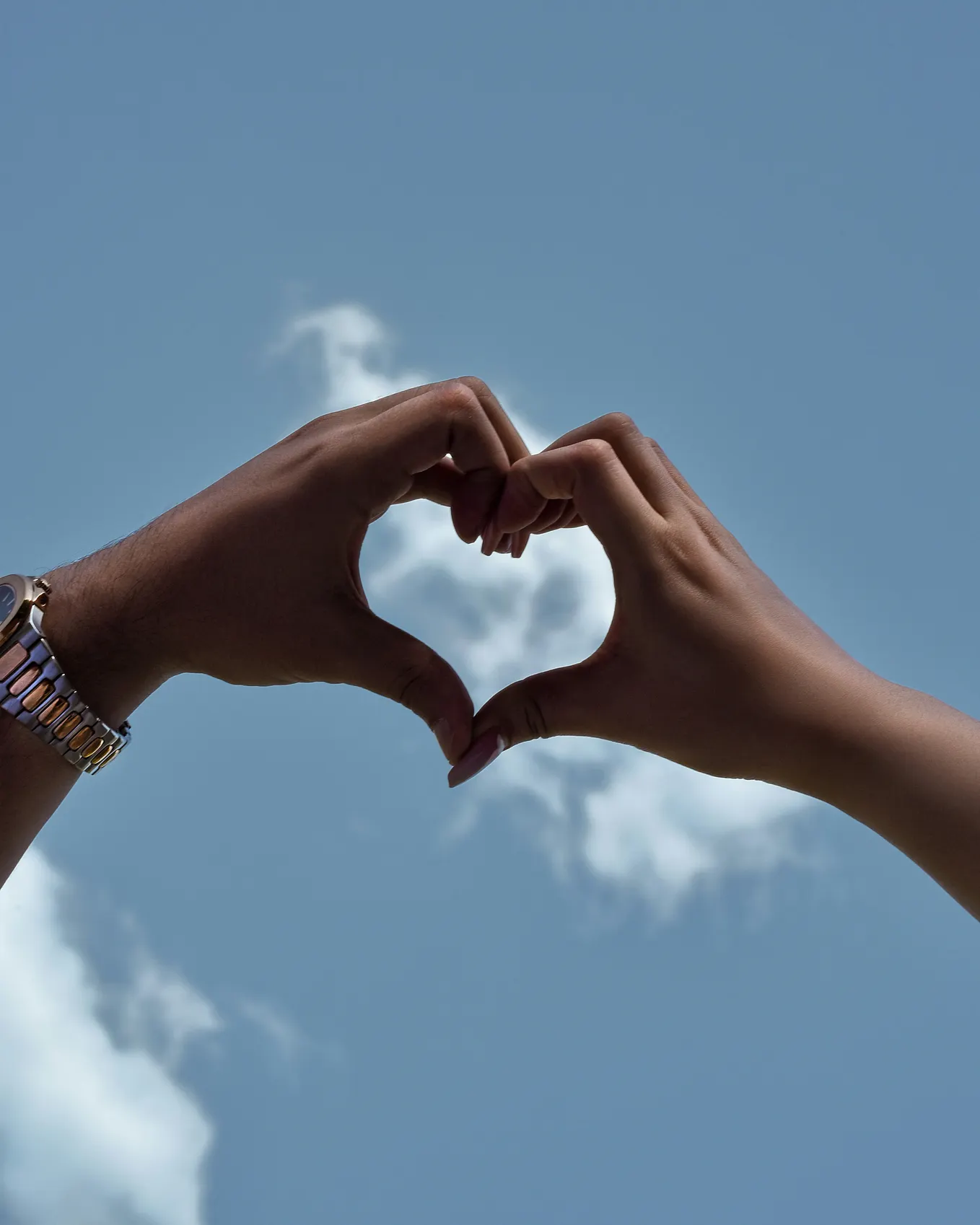 The Quiet Things I Did for a Man Who Wasn’t Mine