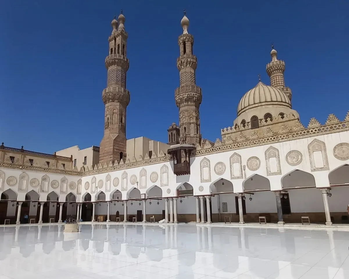 A Polymathic take on Art: Aesthetics & Mathematics in Islamic Geometric ...