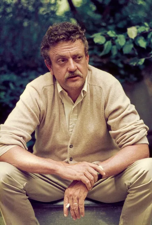 Kurt Vonnegut’s 7 Rules to Write So Well People Can’t Stop Reading