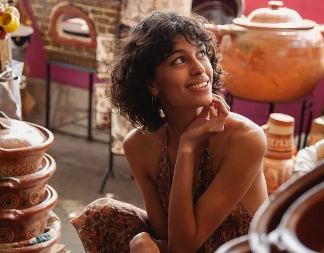 Can Average Men Date STUNNINGLY Beautiful Colombian Women?