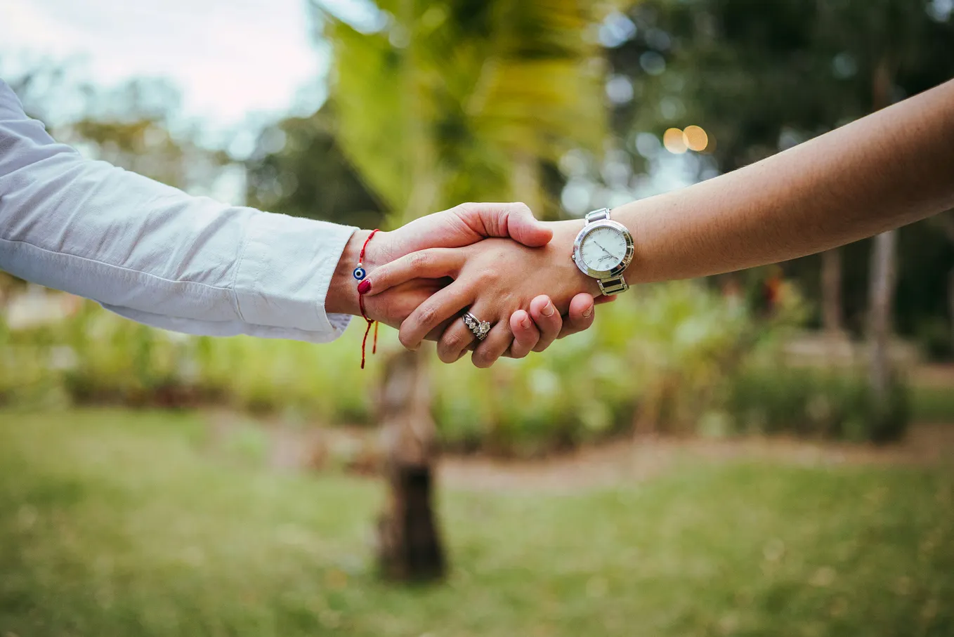Navigating Arguments and Resolving Conflicts in Romantic Relationships ...
