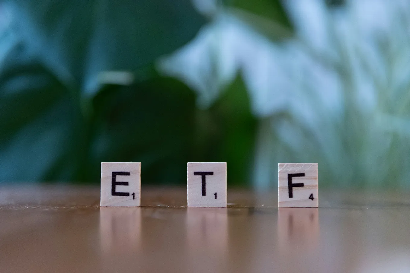 Analyse ETF Holdings Data Using Python