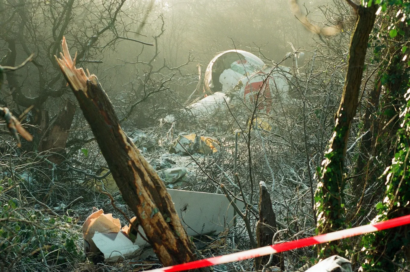A Long Night in Coventry: The crash of Air Algérie flight 702P