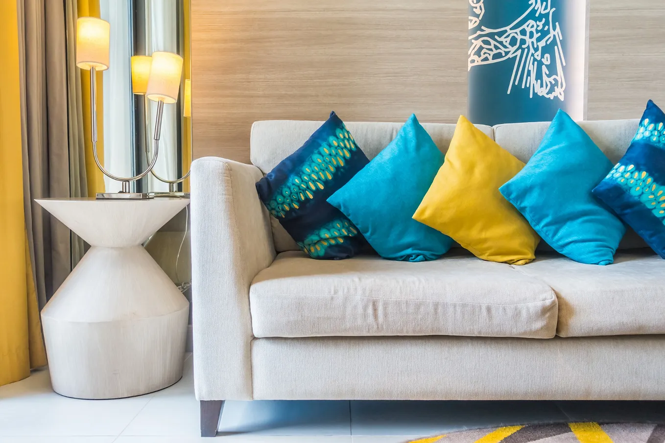 Style your interiors with Throw pillows