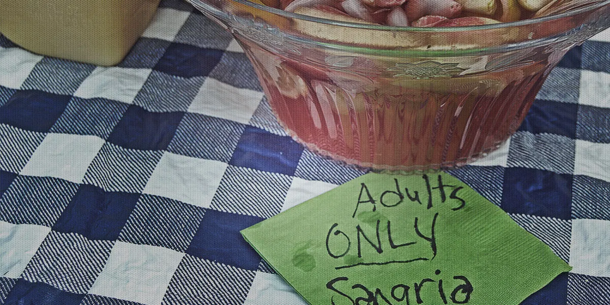 Should Parents Drink Alcohol at Kids’ Parties?
