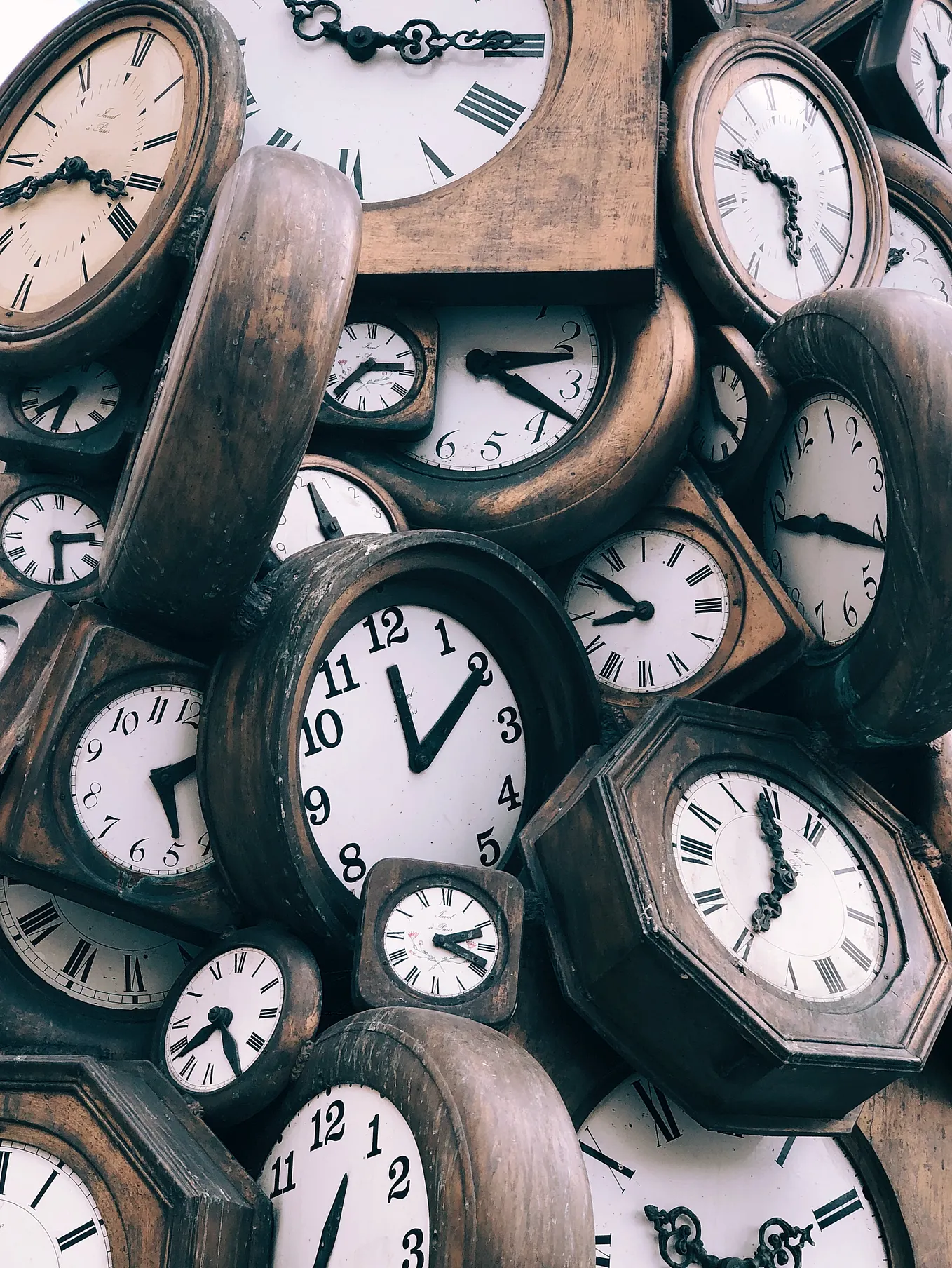 The concept of a 9–5, five-day work week should have died light years before the pandemic forced us…