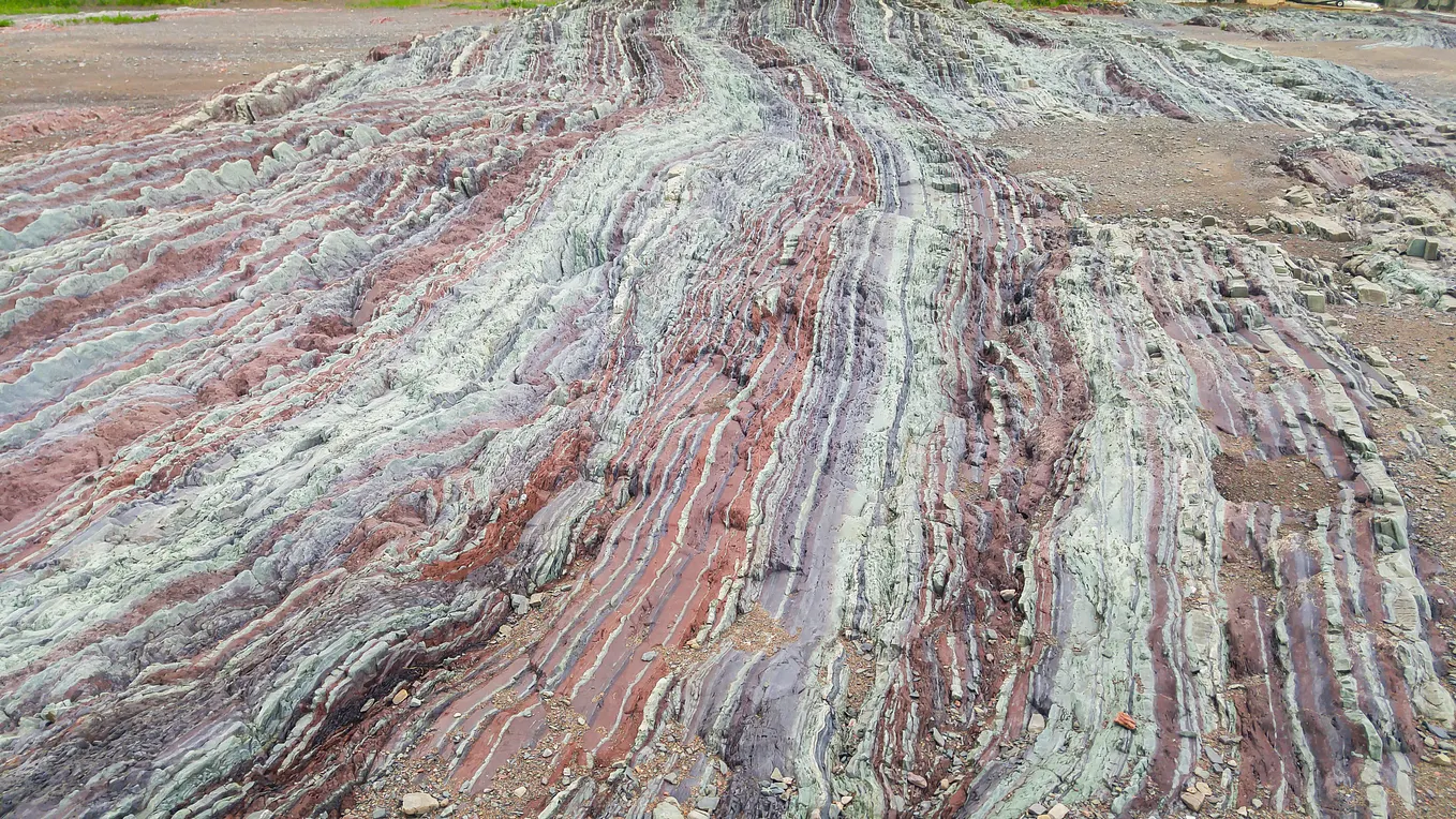 The Tidal Striping