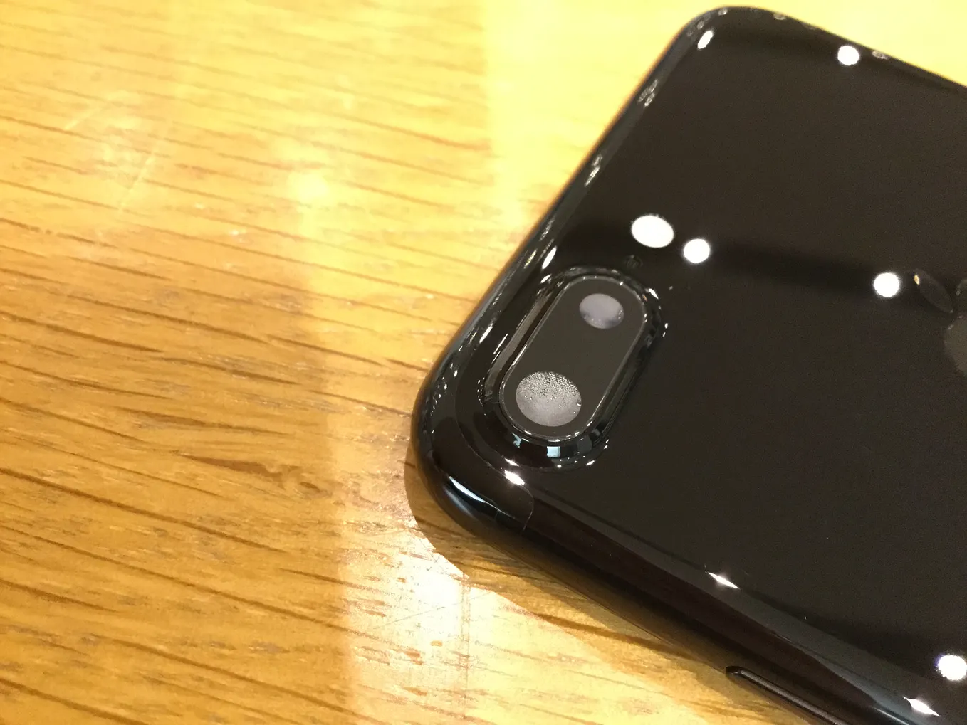 iPhone 7 Plus ジェットブラック、ようやくゲット