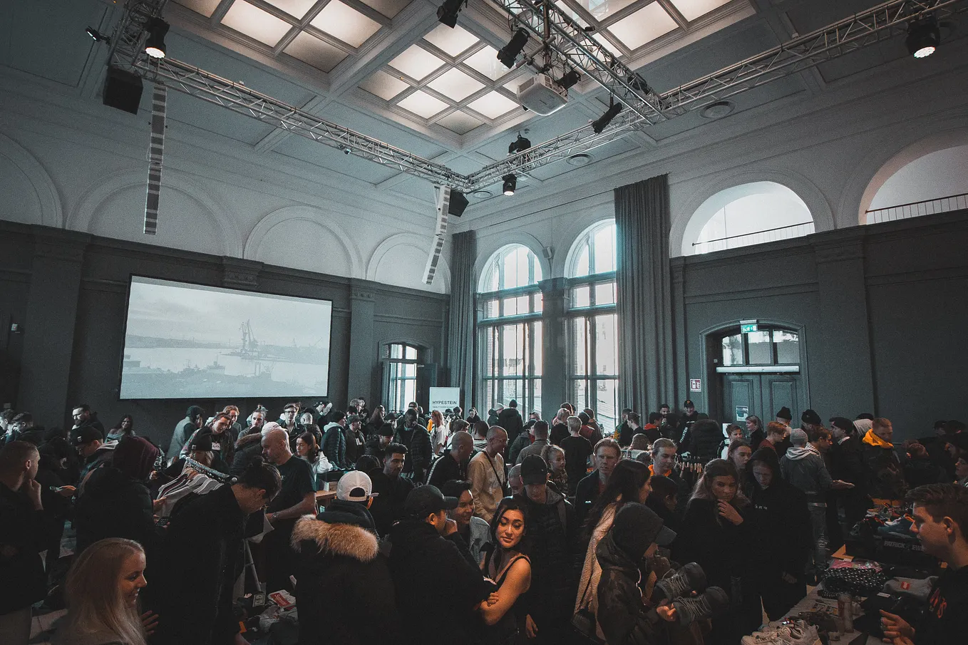 Networking Made Easy: Quick Tips for Breaking the Ice and Building Relationships
