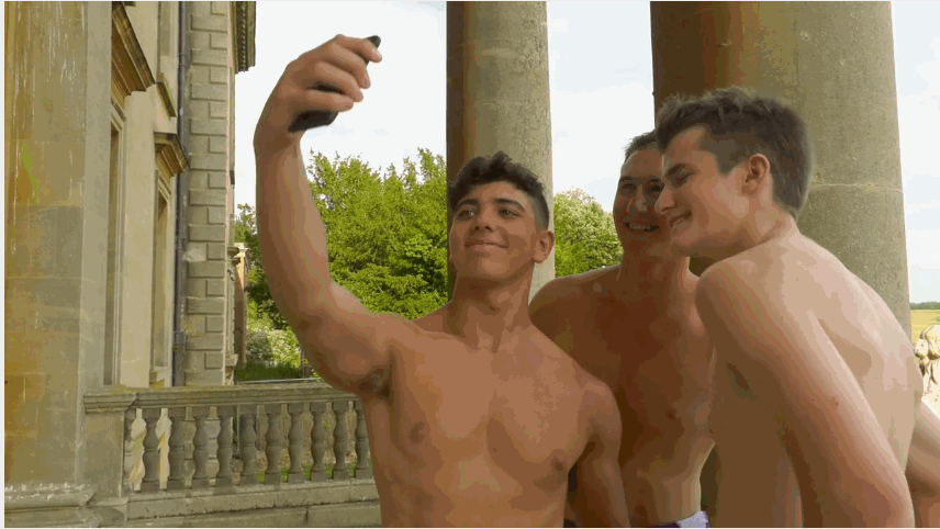 Warwick Rowers naked… It’s 4 a good cause.
